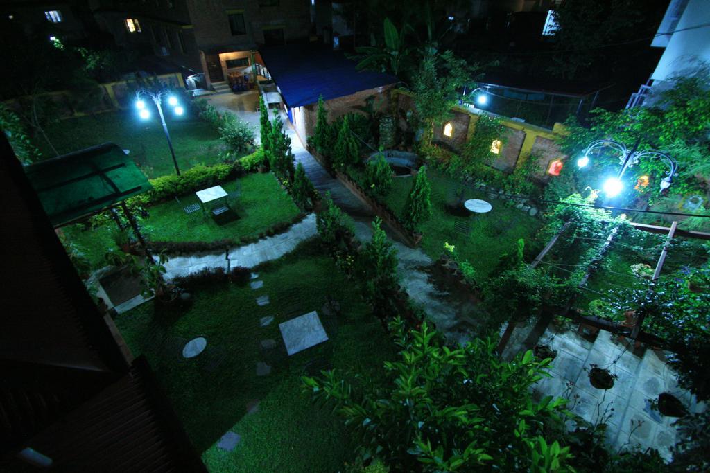 Royal Astoria Hotel Kathmandu Exterior photo