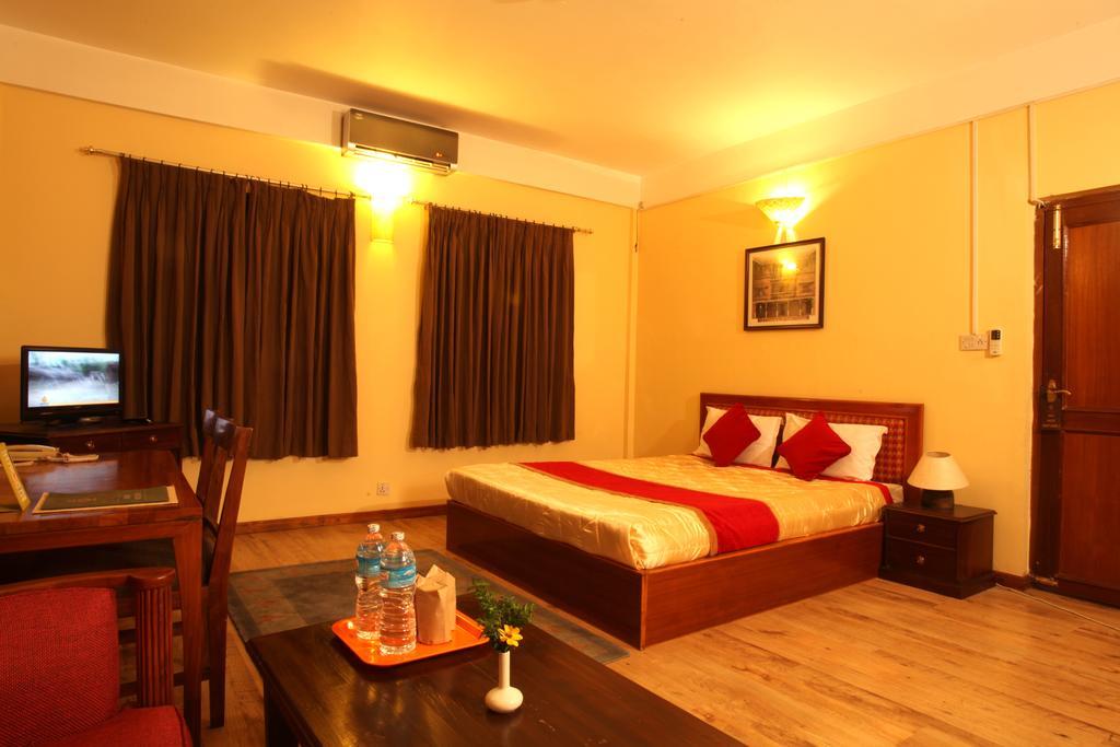 Royal Astoria Hotel Kathmandu Exterior photo