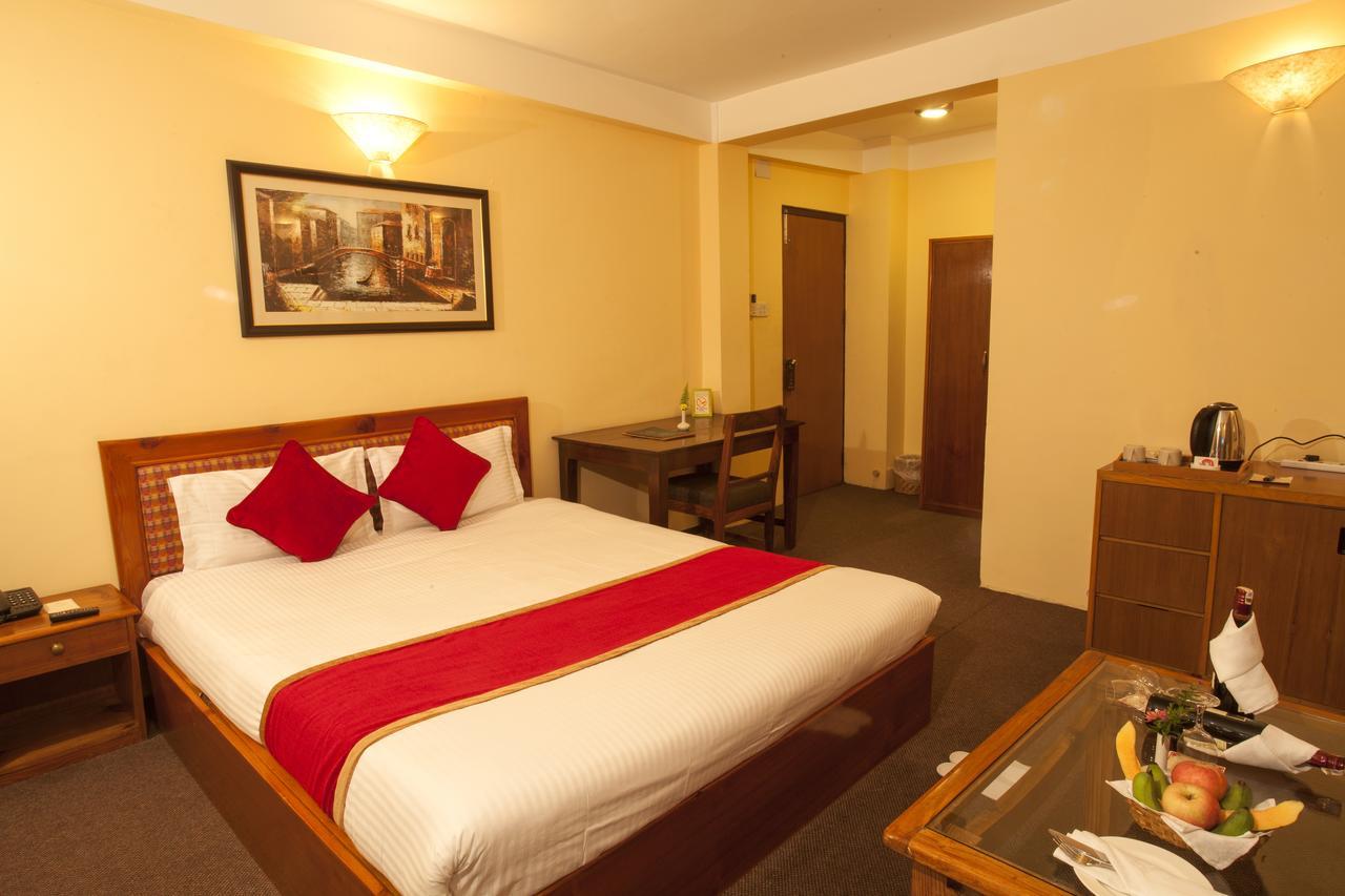 Royal Astoria Hotel Kathmandu Room photo